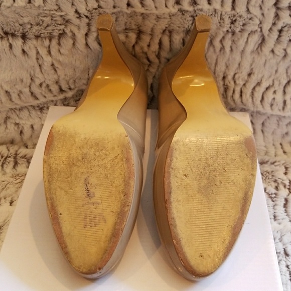 Bandolino Patient Leather Nude Pump - Picture 7 of 8